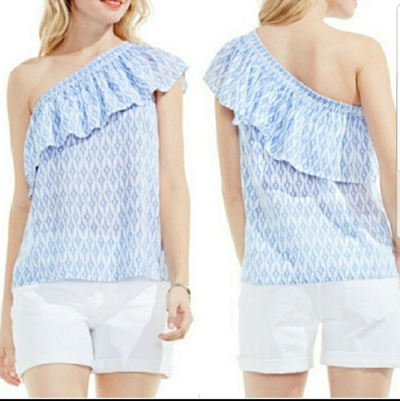Vince Camuto Tops - Vince Camuto One Shoulder Ruffle Top